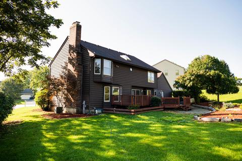 1420 N Brandywine Cir, Algonquin, IL 60102 photo 2