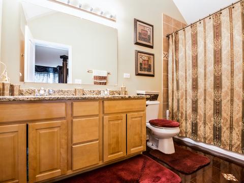 7415 S Champlain Ave, Chicago, IL 60619 photo 10