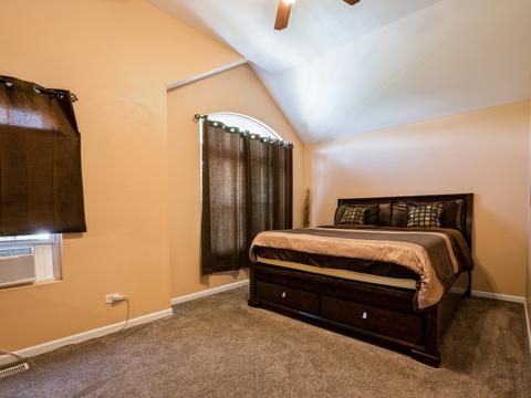 7415 S Champlain Ave, Chicago, IL 60619 photo 12