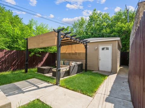 7415 S Champlain Ave, Chicago, IL 60619 photo 15