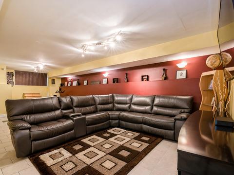 7415 S Champlain Ave, Chicago, IL 60619 photo 13