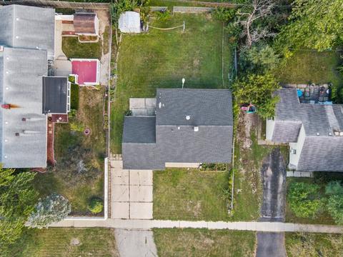 913 S Bartlett Rd, Streamwood, IL 60107 photo 24