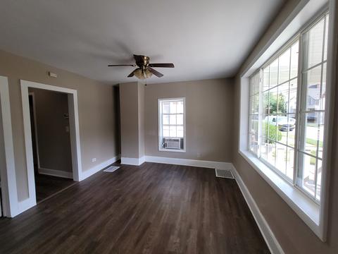 310 Ann St, Elgin, IL 60120 photo 16