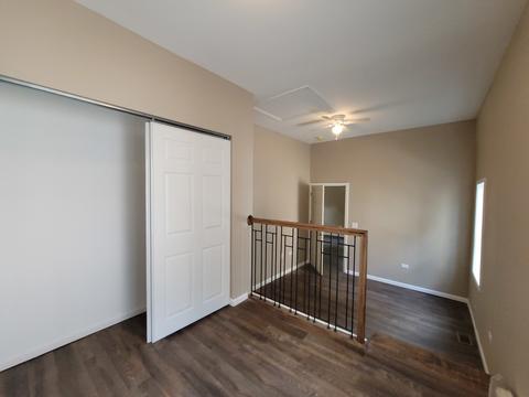 310 Ann St, Elgin, IL 60120 photo 9