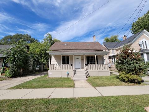 310 Ann St, Elgin, IL 60120 photo 2