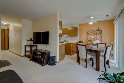 673 Thorntree Ct #C2, Bartlett, IL 60103 photo 6