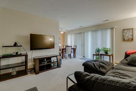 673 Thorntree Ct #C2, Bartlett, IL 60103 photo 4