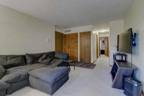 673 Thorntree Ct #C2, Bartlett, IL 60103 photo 7