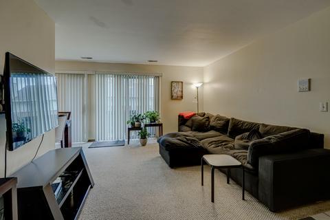 673 Thorntree Ct #C2, Bartlett, IL 60103 photo 5