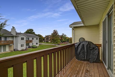 673 Thorntree Ct #C2, Bartlett, IL 60103 photo 17