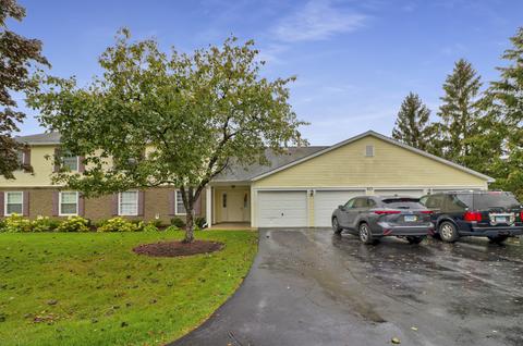 673 Thorntree Ct #C2, Bartlett, IL 60103 photo 2