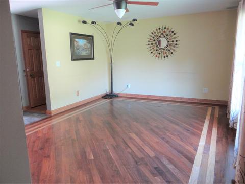 140 E Southmor Rd, Morris, IL 60450 photo 4