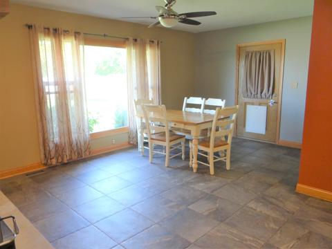 140 E Southmor Rd, Morris, IL 60450 photo 14