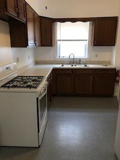 452 Hendee St, Elgin, IL 60123 photo 8