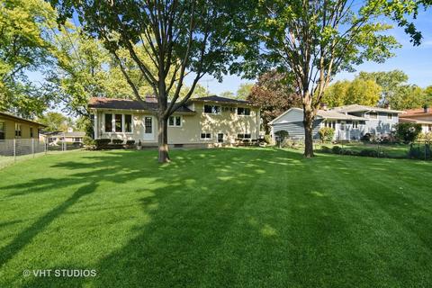 975 Ruth Dr, Elgin, IL 60123 photo 17