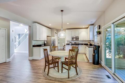 810 Pleasant St, Fox River Grove, IL 60021 photo 17