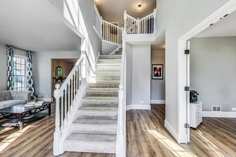 810 Pleasant St, Fox River Grove, IL 60021 photo 4