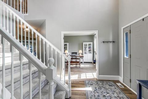 810 Pleasant St, Fox River Grove, IL 60021 photo 5