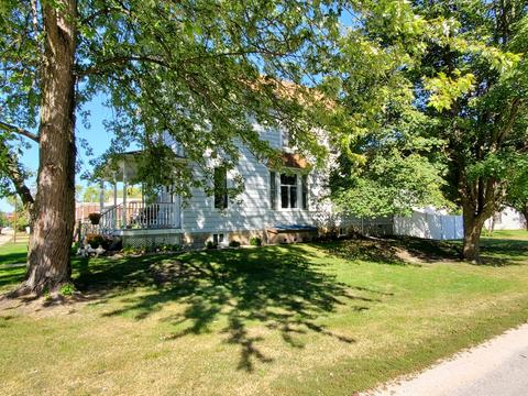 103 S 6th St, Cornell, IL 61319 photo 6