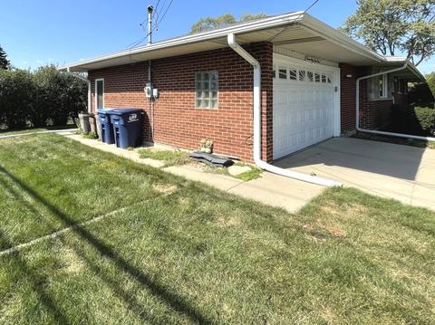 760 Beau Dr, Des Plaines, IL 60016 photo 16