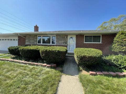 760 Beau Dr, Des Plaines, IL 60016 photo 13