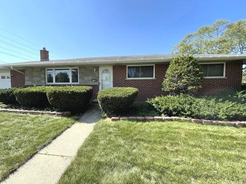 760 Beau Dr, Des Plaines, IL 60016 photo 1