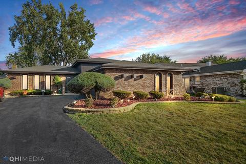 18451 Maple St, Lansing, IL 60438 photo 2