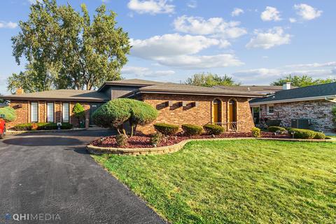 18451 Maple St, Lansing, IL 60438 photo 1