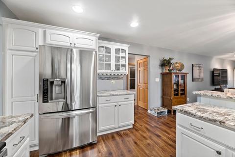 2213 Pebble Beach Dr, Plainfield, IL 60586 photo 13