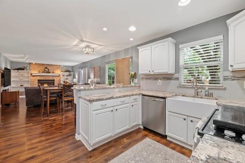 2213 Pebble Beach Dr, Plainfield, IL 60586 photo 12