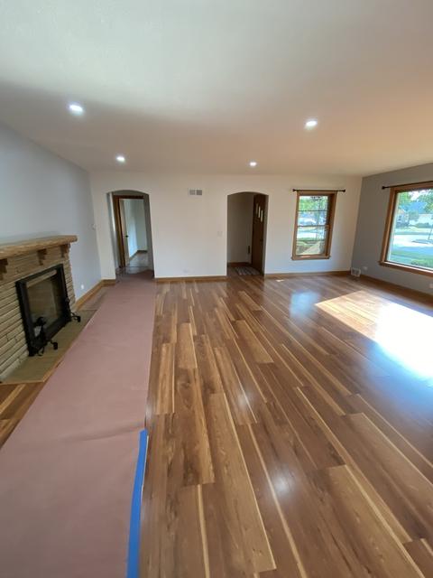 457 Preston Ave, Elgin, IL 60120 photo 2