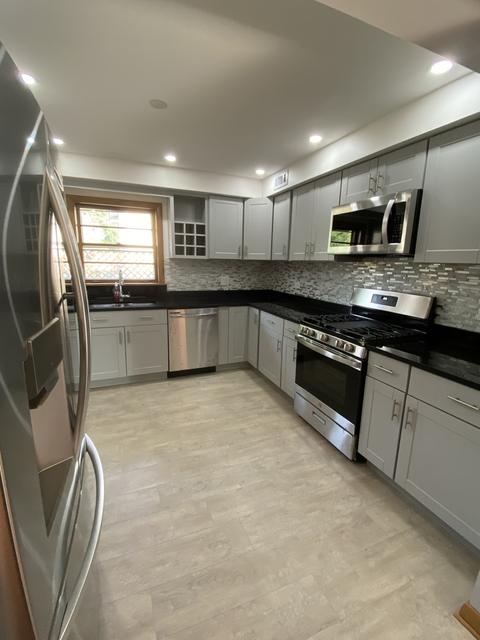 457 Preston Ave, Elgin, IL 60120 photo 5