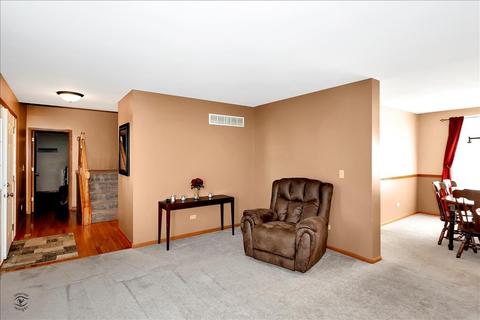 5716 Arbor Gate Dr, Plainfield, IL 60586 photo 2