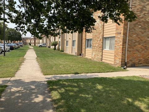 7216 Park Ave, Summit, IL 60501 photo 3
