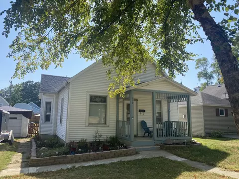 119 E 5th St, Spring Valley, IL 61362 photo 1