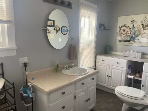 119 E 5th St, Spring Valley, IL 61362 photo 6