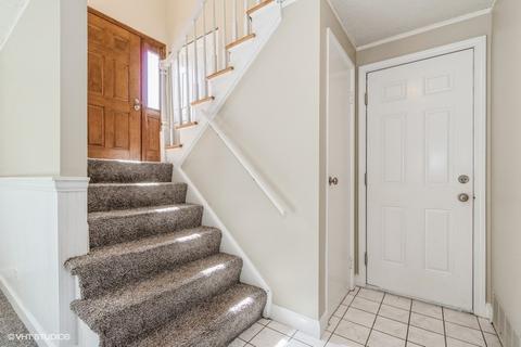 990 Harrison Ln, Hoffman Estates, IL 60192 photo 3