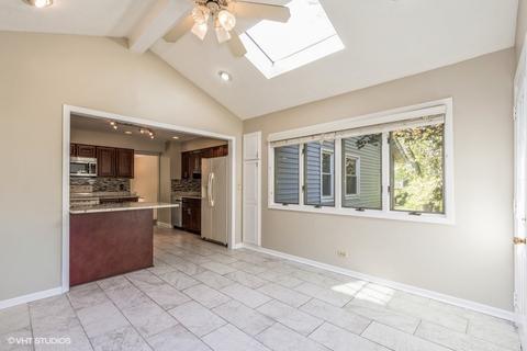 990 Harrison Ln, Hoffman Estates, IL 60192 photo 13