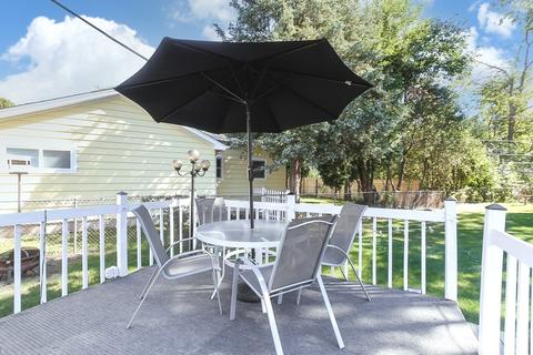 703 S Gables Blvd, Wheaton, IL 60189 photo 4