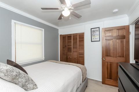 703 S Gables Blvd, Wheaton, IL 60189 photo 17