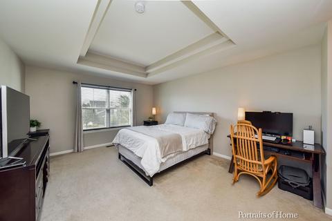 422 Acushnet St, Elgin, IL 60124 photo 9