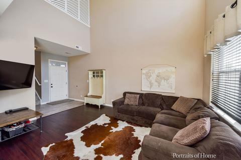 422 Acushnet St, Elgin, IL 60124 photo 3
