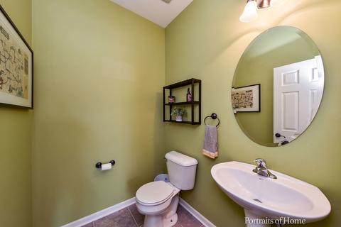 422 Acushnet St, Elgin, IL 60124 photo 7