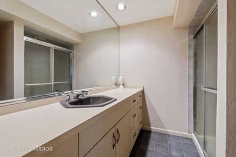 811 Becker Rd, Glenview, IL 60025 photo 23