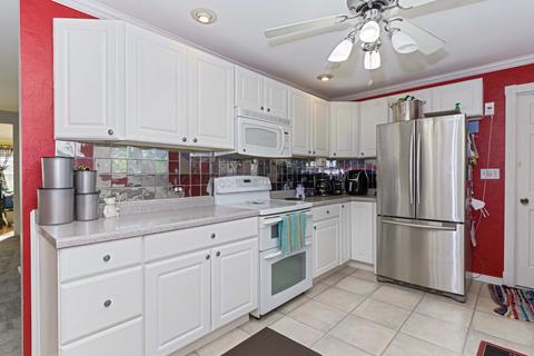 606 S Main St, Long Point, IL 61333 photo 17