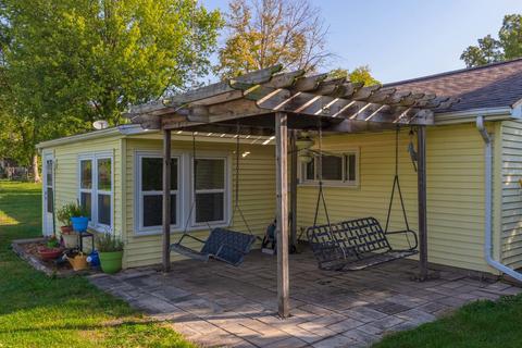 606 S Main St, Long Point, IL 61333 photo 32