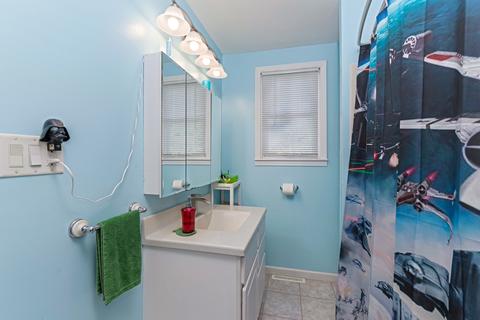 606 S Main St, Long Point, IL 61333 photo 21