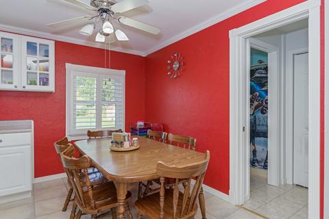 606 S Main St, Long Point, IL 61333 photo 19