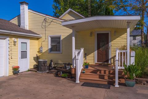 606 S Main St, Long Point, IL 61333 photo 6