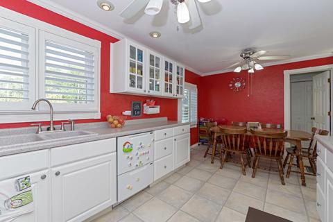 606 S Main St, Long Point, IL 61333 photo 18